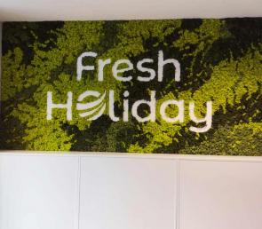 Green double-sided MOSS divider with logos